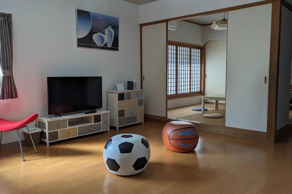 Roomy 4Br Home Sleeps 9／Shinosaka／Large Groups מראה חיצוני תמונה